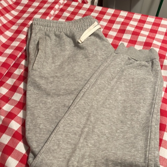 Men’s XL Sweatpants - Picture 2 of 4